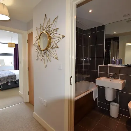Yourapartment - Brunel's Place アパート *